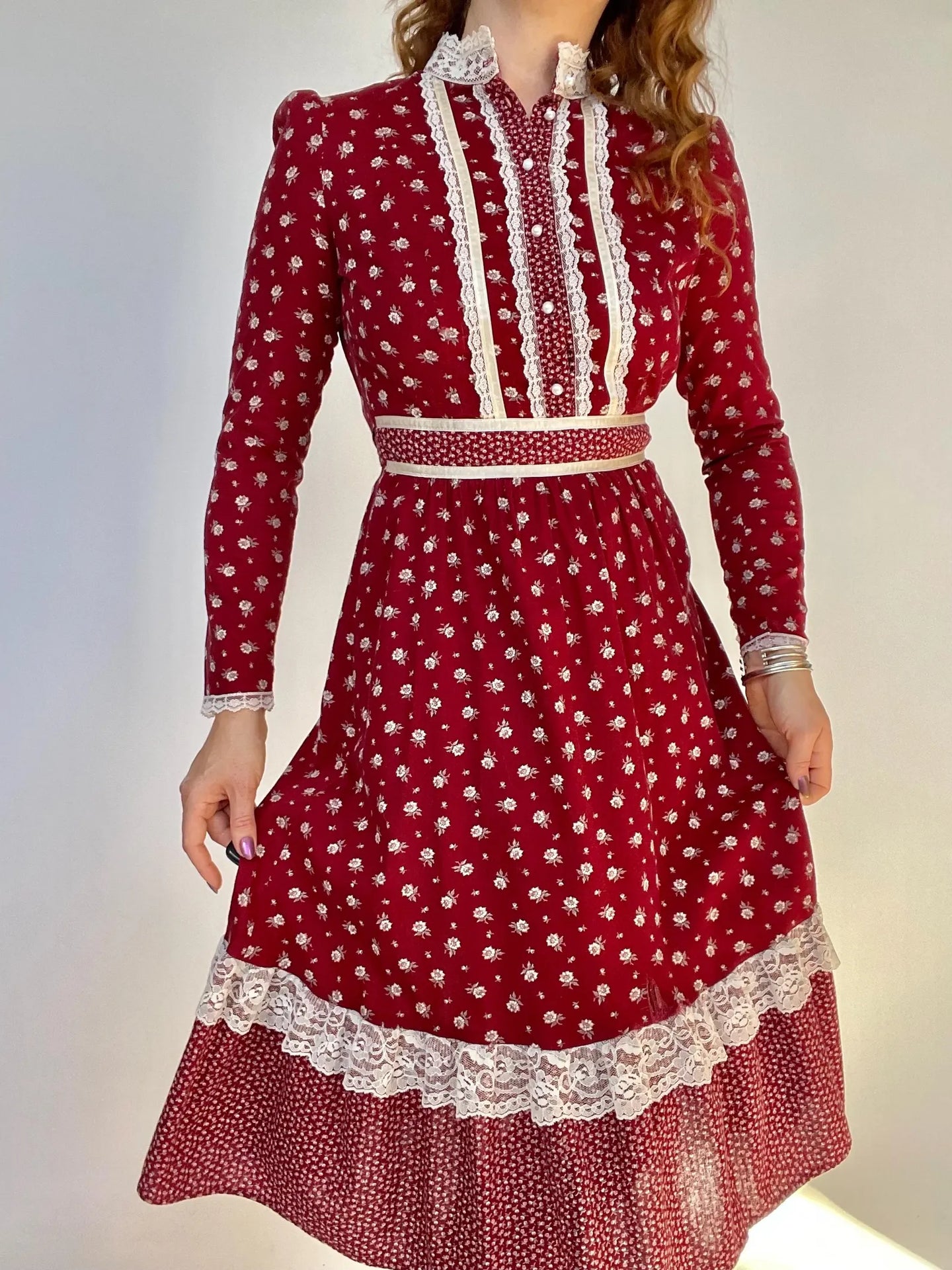1970s Peasant Prairie Dress Floral Calico Cotton Boho S