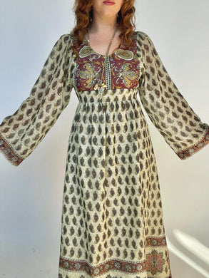 1970s Maxi Dress Paisley Printed Cotton Soho S