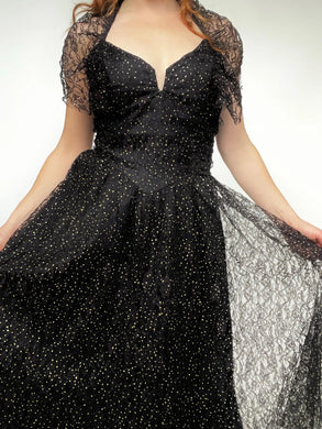 1980s Dress Black Lace Hold Sweetheart Full Skirt M