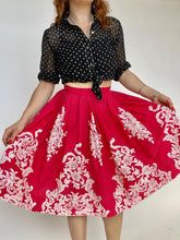 Load image into Gallery viewer, 1950s Full Skirt Cotton Lace Print S