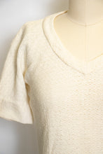 Load image into Gallery viewer, 1950s Knit Top Cream Fitted Blouse Small