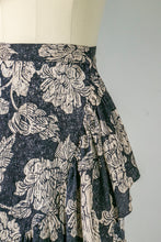 Load image into Gallery viewer, 1980s Silk Skirt Anne Klein M