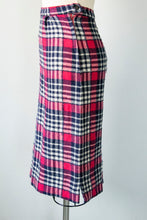 Load image into Gallery viewer, 1970s Pencil Skirt Wool Plaid XS
