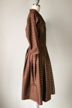 Load image into Gallery viewer, 1950s Dress Striped Cotton Full Skirt Shirtwaist M