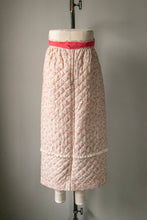 Load image into Gallery viewer, 1970s Maxi Skirt Quilted Cotton S