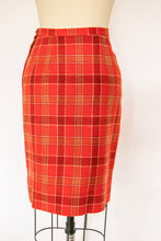 Load image into Gallery viewer, 1970s Pencil Skirt Wool Plaid S/XS
