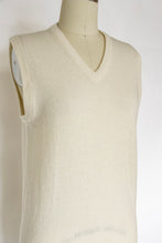 Load image into Gallery viewer, 1970s Sweater Vest Wool Knit S