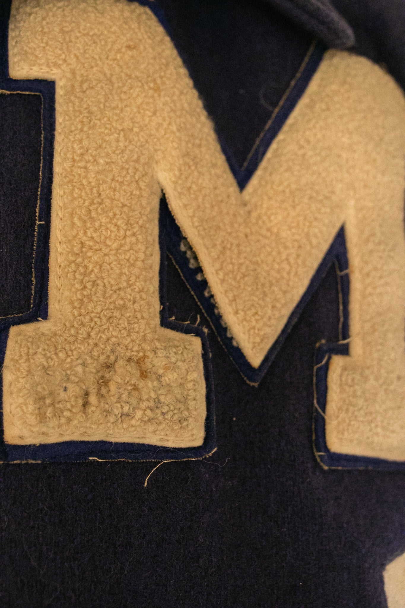 Vintage Wool/Naugahyde Blue/Yello Letterman Jacket Patches Letters Mns Lrg  GOOD!