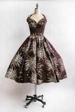 Load image into Gallery viewer, 1950s Alfred Shaheen Dress Hawaiian Full Circle Skirt S