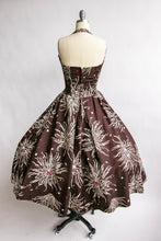 Load image into Gallery viewer, 1950s Alfred Shaheen Dress Hawaiian Full Circle Skirt S