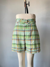 Load image into Gallery viewer, 1960s Shorts Plaid High Waisted S
