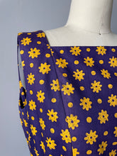 Load image into Gallery viewer, 1960s Dress Cotton Floral Ruffle Shift M