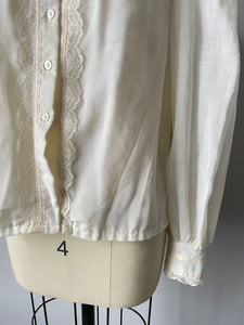 1970s Gunne Sax Blouse Cotton Lace Peasant Top S