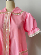 Load image into Gallery viewer, 1970s Smock Lounge House Dress Pink Dots S