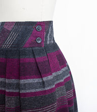 Load image into Gallery viewer, 1980s Skirt DVF Diane Von Furstenberg Wool S