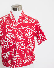 Load image into Gallery viewer, Vintage 1960s Hawaiian Shirt Catalina Red White Cotton Cropped M