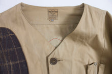 Load image into Gallery viewer, 1960s 10-X Shooting Hunting Jacket 15 Patches Sz 44 1957-1962