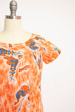 Load image into Gallery viewer, Vintage 1960s Novelty Print Dress Hawaiian Polished Cotton Medium Small
