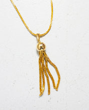 Load image into Gallery viewer, Vintage 1960s Necklace Gold Tone Dangle Pendant Chain 60s
