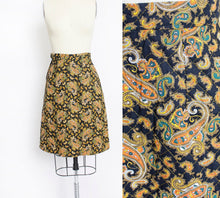 Load image into Gallery viewer, Vintage 1960s Skirt Quilted Cotton Paisley Printed Mini A-Line XS Extra Small