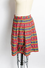 Load image into Gallery viewer, 1940s Full Skirt Mini Cotton Pockets Printed Small