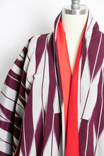 Load image into Gallery viewer, 1950s Kimono Japanese Robe Crepe Long Purple Grey 60s