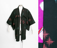 Load image into Gallery viewer, 1960s Haori Rayon Printed Kimono Japanese Robe