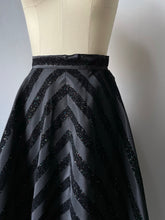 Load image into Gallery viewer, 1950s Full Skirt Black Glitter Taffeta S